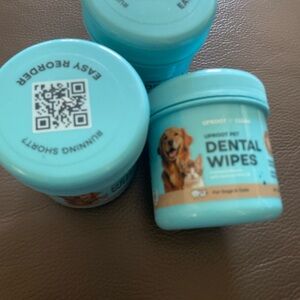 Uproot Dental Wipes for Dogs and Cats